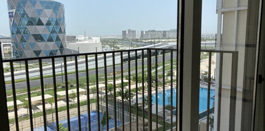 Apartment in Dubai 2 bedrooms, 68 sq.m. № 103255