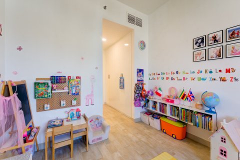 Apartment in Dubai 2 bedrooms, 127 sq.m. № 103254 - photo 6