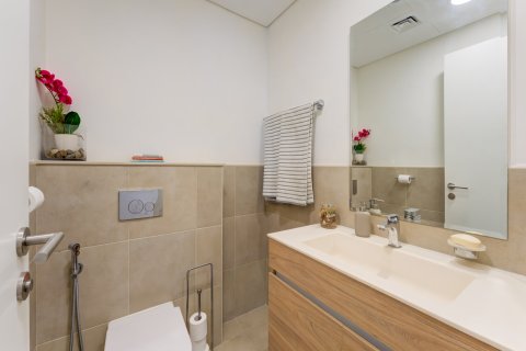 Apartment in Dubai 2 bedrooms, 127 sq.m. № 103254 - photo 15