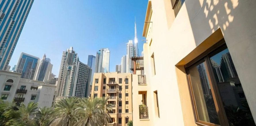 Apartment in Downtown Dubai (Downtown Burj Dubai), Dubai 2 bedrooms, 131 sq.m. № 103251