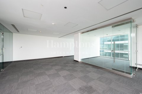 Снять в аренду офис в Sheikh Zayed Road, Дубай: 430.97701700м², № 13697 - фото 7