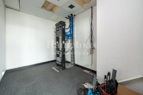 Снять в аренду офис в Sheikh Zayed Road, Дубай: 430.97701700м², № 13697 - фото 21