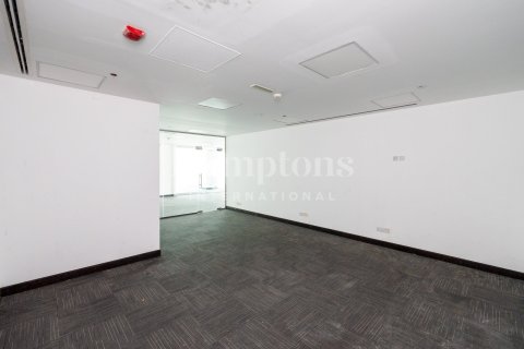 Снять в аренду офис в Sheikh Zayed Road, Дубай: 430.97701700м², № 13697 - фото 8