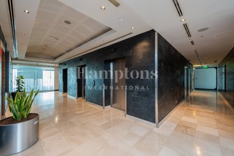 Снять в аренду офис в Sheikh Zayed Road, Дубай: 430.97701700м², № 13697 - фото 25