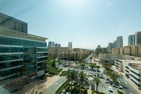 Снять в аренду офис в Sheikh Zayed Road, Дубай: 430.97701700м², № 13697 - фото 28