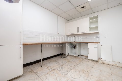 Снять в аренду офис в Sheikh Zayed Road, Дубай: 430.97701700м², № 13697 - фото 5