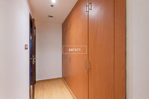 Apartamento en Jumeirah Lake Towers, Dubai, 2 dormitorios, 130.5 m², № 13708 - foto 5