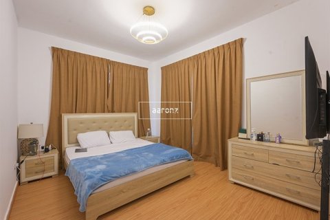 Apartamento en Jumeirah Lake Towers, Dubai, 2 dormitorios, 130.5 m², № 13708 - foto 6
