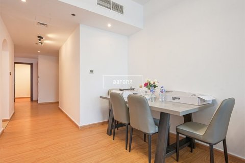 Apartment in Jumeirah Lake Towers, Dubai 2 bedrooms, 130.5 sq.m. № 13708 - photo 5