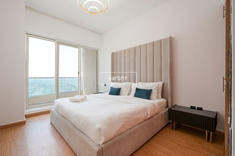 Apartment in Jumeirah Lake Towers, Dubai 2 bedrooms, 130.5 sq.m. № 13708 - photo 6