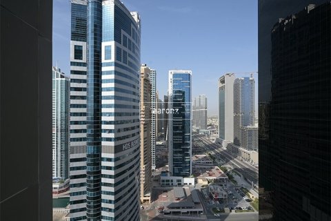Apartamento en Jumeirah Lake Towers, Dubai, 2 dormitorios, 130.5 m², № 13708 - foto 13