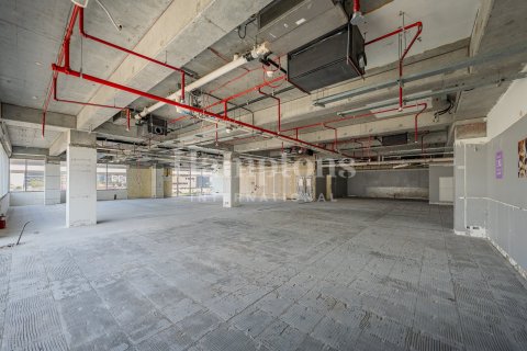 Снять в аренду офис в Sheikh Zayed Road, Дубай: 438.92301059м², № 13698 - фото 8