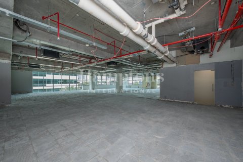 Снять в аренду офис в Sheikh Zayed Road, Дубай: 438.92301059м², № 13698 - фото 7