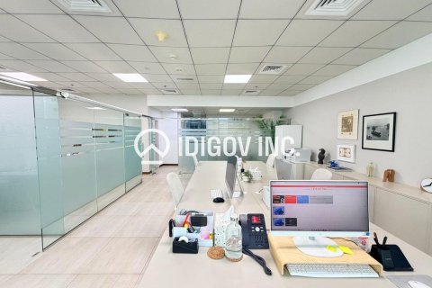 Oficina en Business Bay, Dubai, 77 m², № 95218 - foto 7