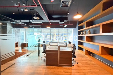 Снять в аренду офис в Бизнес-Бэе, Дубай: 70м², № 95216 - фото 3