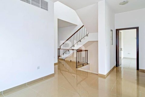 Снять в аренду виллу в The Villa, Дубай: 5 спален, 561м², № 21999 - фото 5