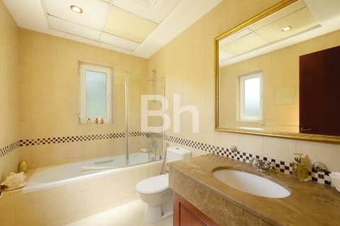 فيلا في المرابع العربية, دبي 5 غرف نوم , 399 م² رقم 21994 - صورة 19