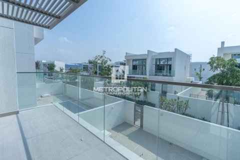 Villa in District One, Mohammed Bin Rashid City, Dubai 4 bedrooms, 570 sq.m. № 73086 - photo 16