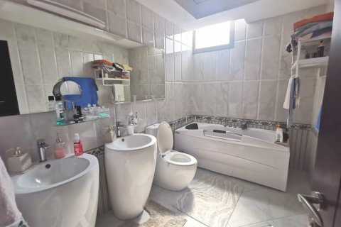 Adosado en Al Furjan, Dubai, 3 dormitorios, 177.4 m², № 37570 - foto 14