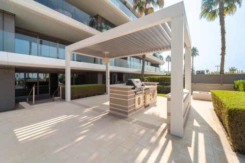 Apartment in Palm Jumeirah, Dubai 3 bedrooms, 896 sq.m. № 120527 - photo 2