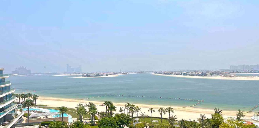 Penthouse in Palm Jumeirah, Dubai 3 bedrooms, 652 sq.m. № 120525