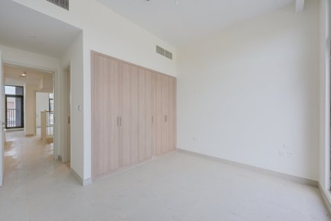 Villa in Dubai South (Dubai World Central), Dubai 4 bedrooms, 324 sq.m. № 120523 - photo 19