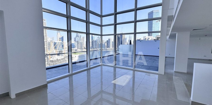 بانتهاوس في الخليج التجاري, دبي 3 غرف نوم, 541.5 م² رقم 6705