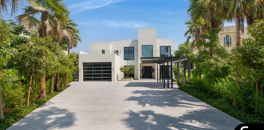 Вилла в Jumeirah Islands, Дубай, 5 спален, 567м², № 74490