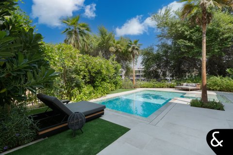 Купить виллу в Jumeirah Islands, Дубай: 5 спален, 567м², № 74490 - фото 3