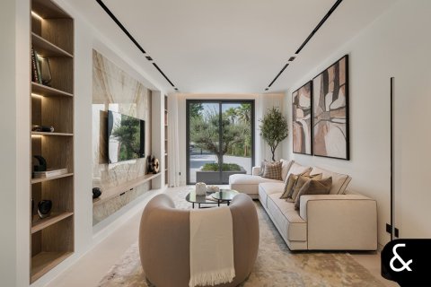 Купить виллу в Jumeirah Islands, Дубай: 5 спален, 567м², № 74490 - фото 4