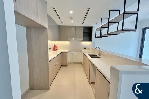 Купить виллу в Tilal Al Ghaf, Дубай: 3 спальни, 203м², № 74496 - фото 4