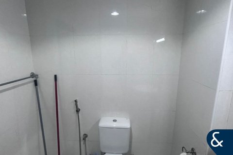 Купить квартиру в Джумейра Лейк Тауэрс, Дубай: 3 спальни, 181м², № 74497 - фото 7