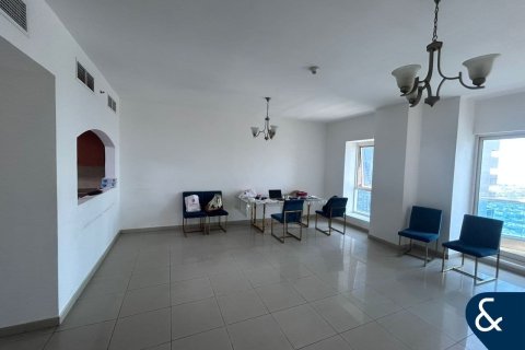 Купить квартиру в Джумейра Лейк Тауэрс, Дубай: 3 спальни, 181м², № 74497 - фото 2