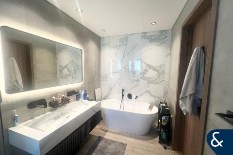 Купить виллу в Al Furjan, Дубай: 3 спальни, 166м², № 74489 - фото 5