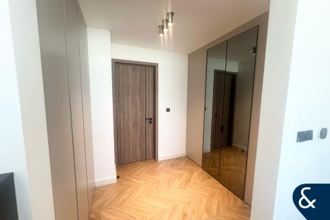 Купить виллу в Al Furjan, Дубай: 3 спальни, 166м², № 74489 - фото 9