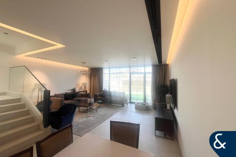 Купить виллу в Al Furjan, Дубай: 3 спальни, 166м², № 74489 - фото 1