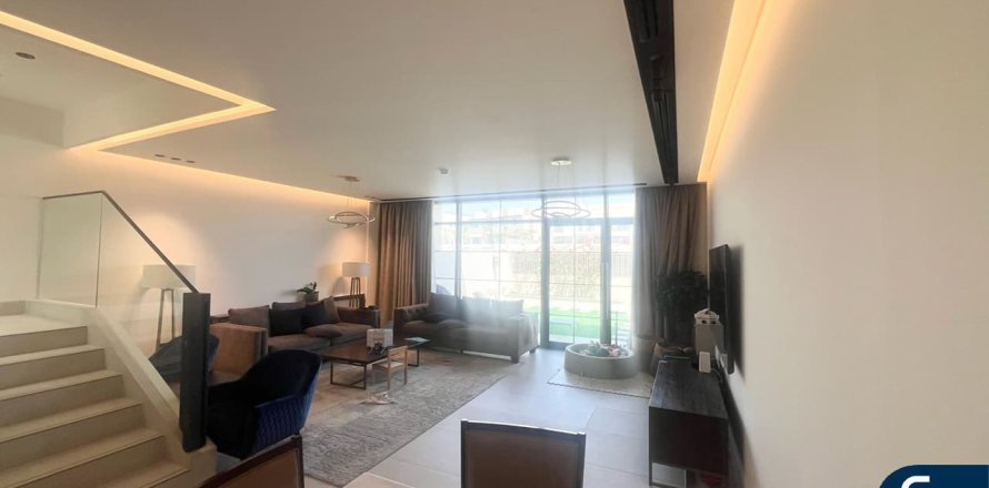 Villa à Al Furjan, Dubai, 3 chambres, 166 m², № 74489