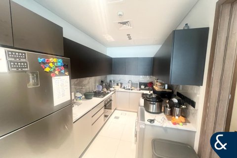 Купить виллу в Al Furjan, Дубай: 3 спальни, 166м², № 74489 - фото 2