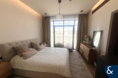 Купить виллу в Al Furjan, Дубай: 3 спальни, 166м², № 74489 - фото 4