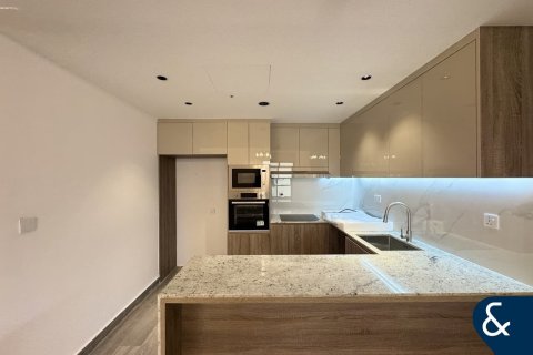 Appartement à Jumeirah Beach Residence, Dubai, 2 chambres, 125 m², № 91489 - photo 2