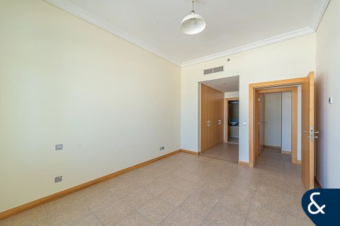 Appartement à Shoreline Apartments, Palm Jumeirah, Dubai, 2 chambres, 144 m², № 91491 - photo 2