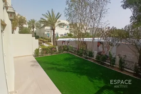 Villa à Quortaj, Al Furjan, Dubai, 3 chambres, 283 m², № 122628 - photo 15