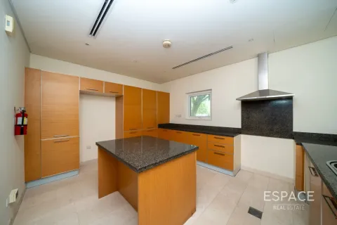 Villa à Quortaj, Al Furjan, Dubai, 3 chambres, 283 m², № 122628 - photo 4