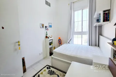 Villa in The Springs, Dubai 3 bedrooms, 228 sq.m. № 122623 - photo 16