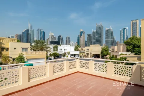 Villa à Meadows, Dubai, 5 chambres, 391 m², № 122622 - photo 13