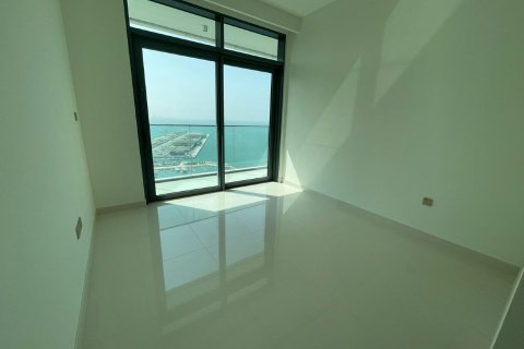 Apartment in EMAAR Beachfront, Dubai Harbour, Dubai 3 bedrooms, 180 sq.m. № 38282 - photo 6