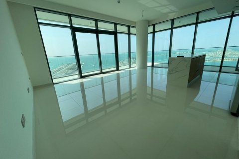 Apartment in EMAAR Beachfront, Dubai Harbour, Dubai 3 bedrooms, 180 sq.m. № 38282 - photo 1