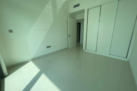 Apartment in EMAAR Beachfront, Dubai Harbour, Dubai 3 bedrooms, 180 sq.m. № 38282 - photo 12