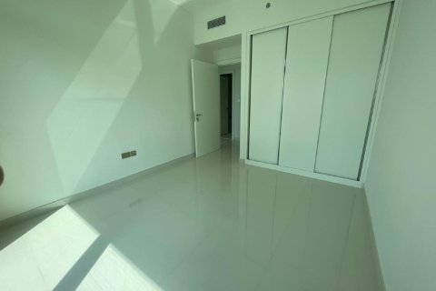 Apartment in EMAAR Beachfront, Dubai Harbour, Dubai 3 bedrooms, 180 sq.m. № 38282 - photo 8