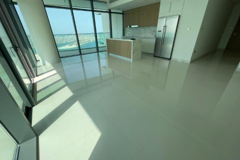 Apartment in EMAAR Beachfront, Dubai Harbour, Dubai 3 bedrooms, 180 sq.m. № 38282 - photo 22